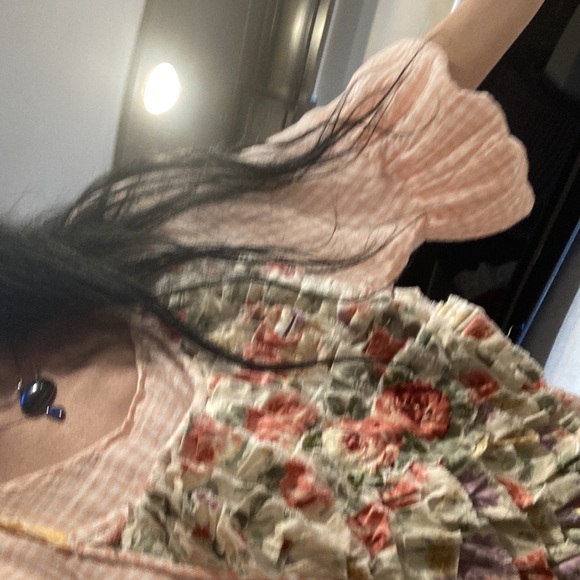 Jabot, magnolia pearl similar. Look alike ruffles colorful - Picture 8 of 16